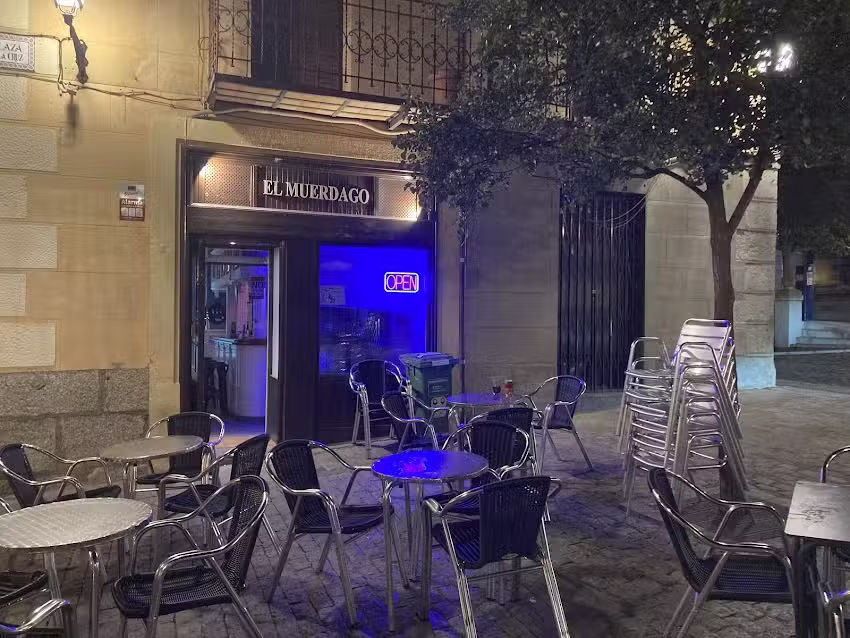 Bar El Mu&eacute;rdago