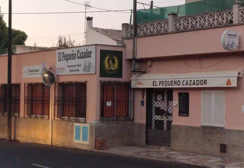 Bar El Peque&ntilde;o Cazador