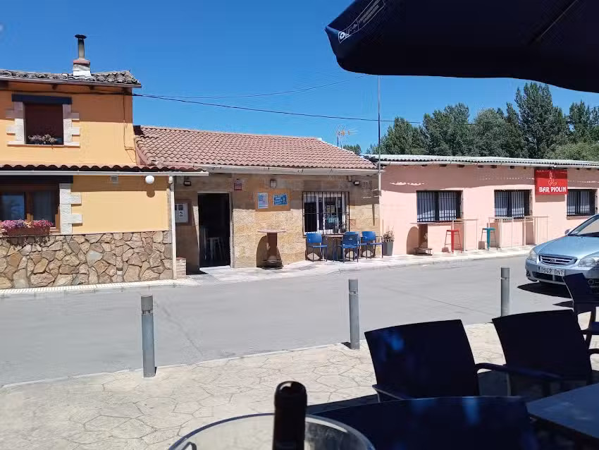 Bar El Piol&iacute;n