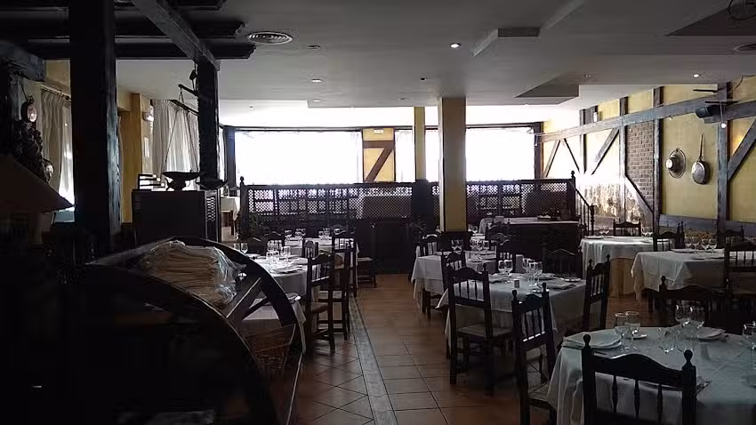 Bar El P&oacute;rtico Asador