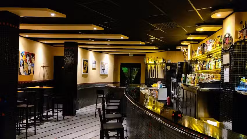 Bar El Postura