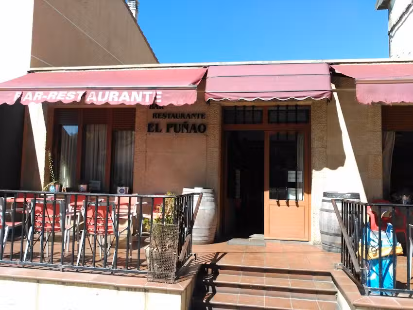 Bar El Pu&ntilde;ao