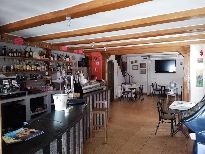 Bar &ndash; El Punto