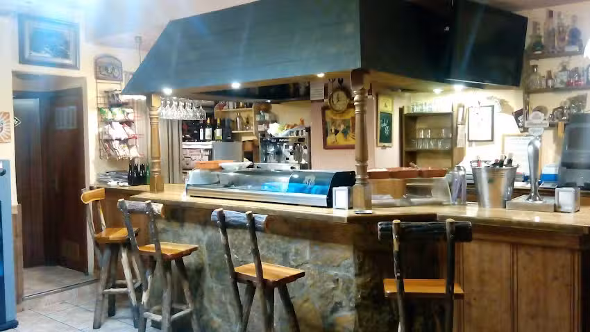 Bar El Tr&eacute;bol
