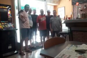 Bar El Tropez&oacute;n