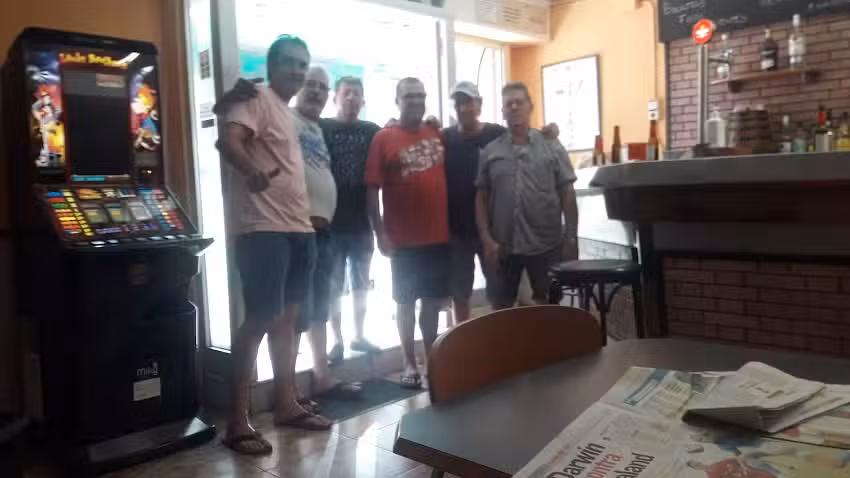 Bar El Tropez&oacute;n