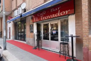 BAR EL TROVADOR