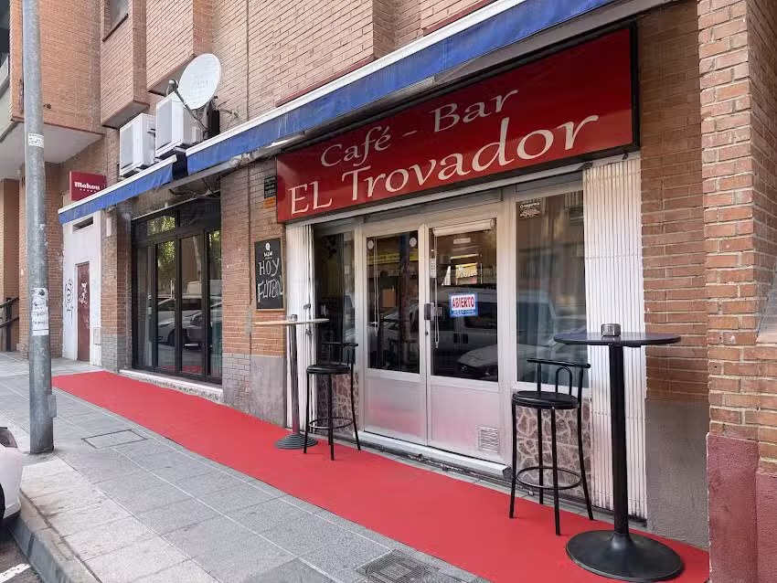BAR EL TROVADOR