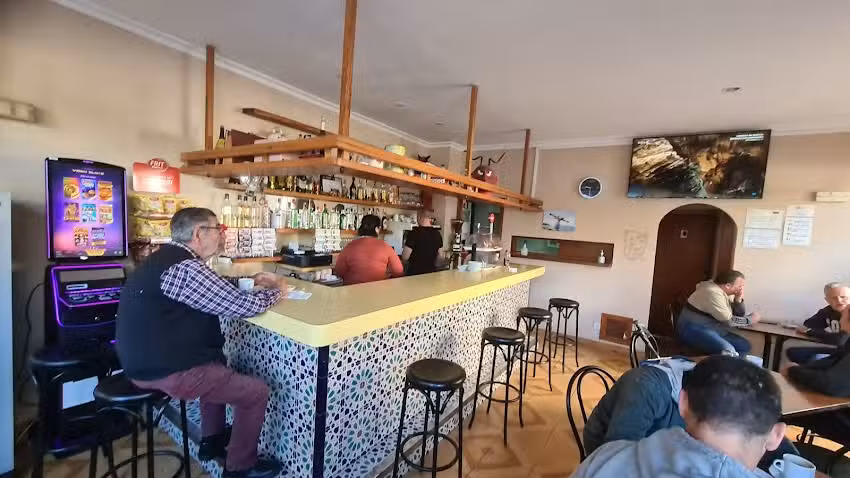 Bar Es Rec&oacute;