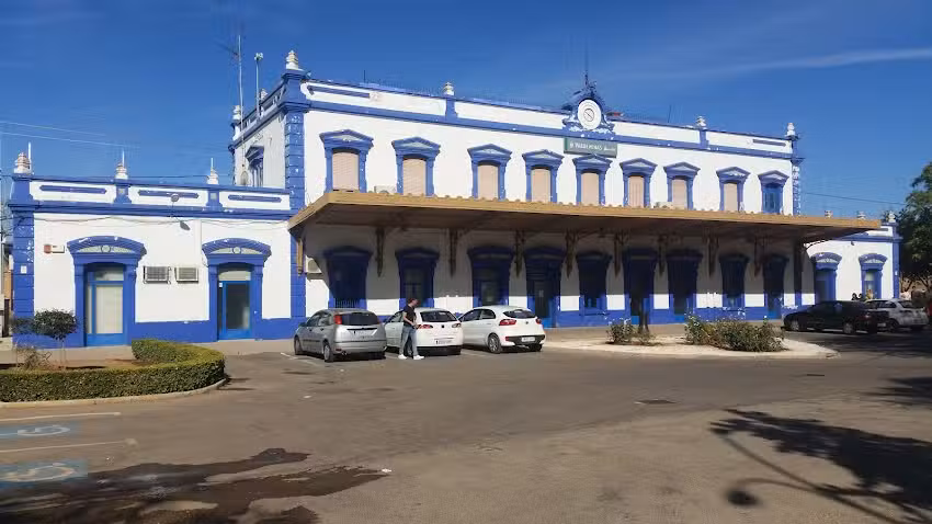 Bar Estaci&oacute;n de Autobuses de Valdepe&ntilde;as