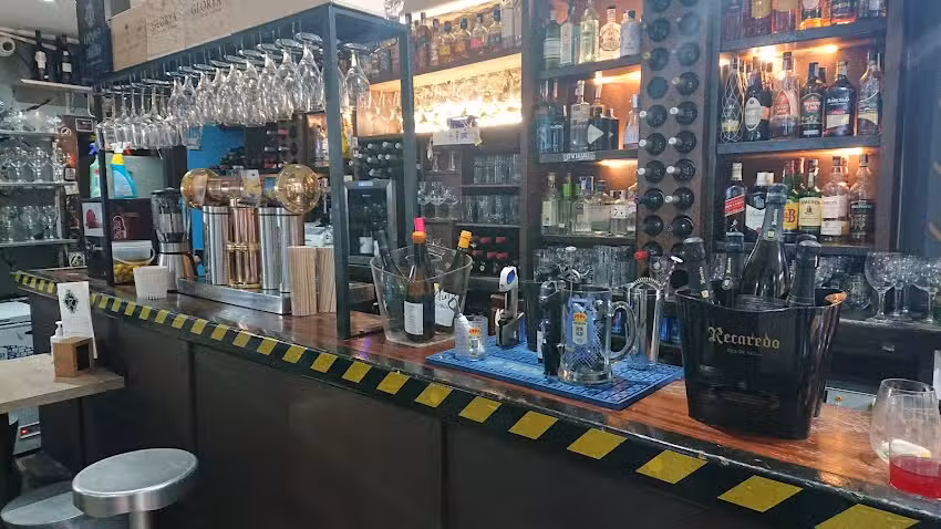 Bar F&eacute;lix