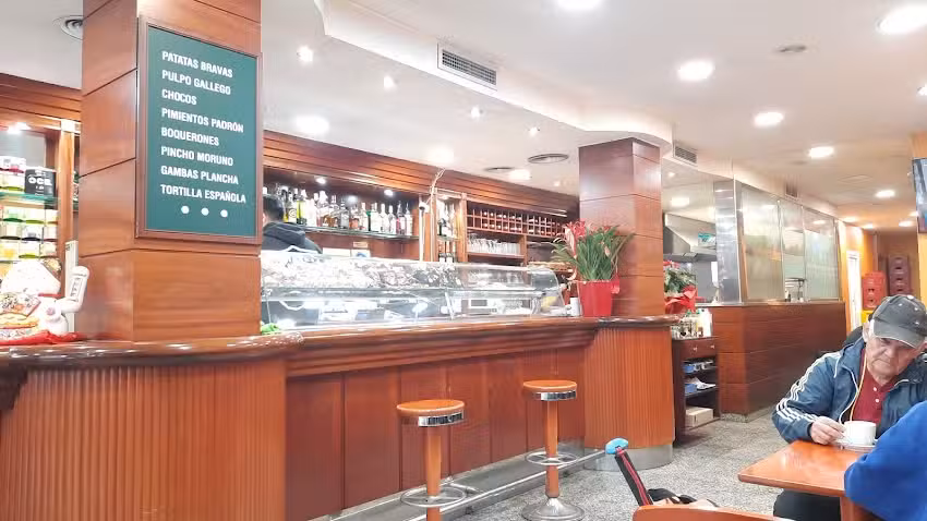 Bar Feliz Nou Barris