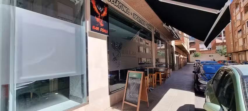 Bar F&eacute;nix
