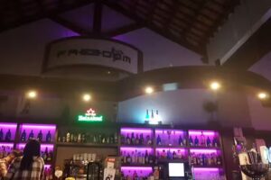 Bar Freedom Caf&eacute; & Copas