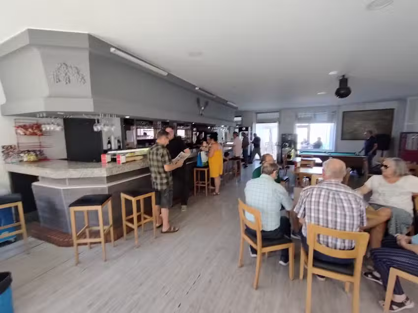 Bar Fronton Massimo Arancon