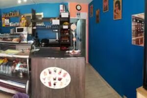 Bar Frutería Bocatería Yoli