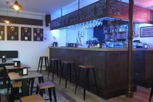 Bar-gallery El Chato 3.0