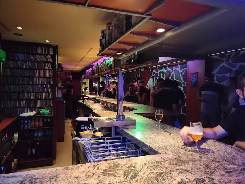 Bar -Garazi Iru&ntilde;a- Taberna