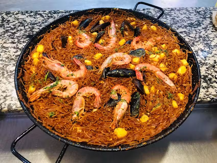 BAR GIL &ndash; Almuerzos al plato y men&uacute; diario