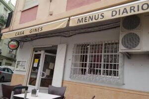 Bar Gin&eacute;s
