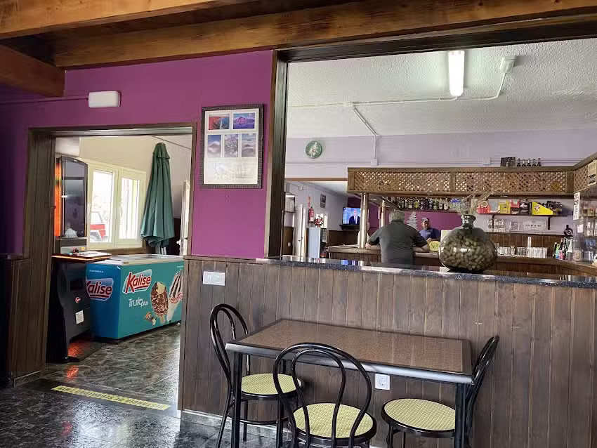 Bar Gonz&aacute;lez