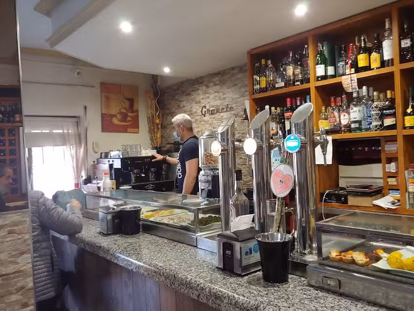 Bar Granete