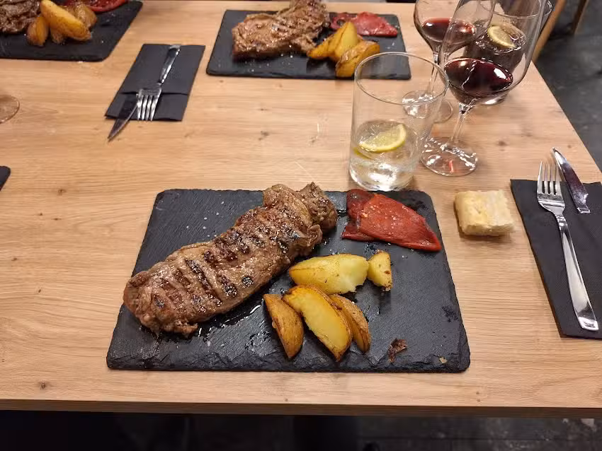 Bar grill naty