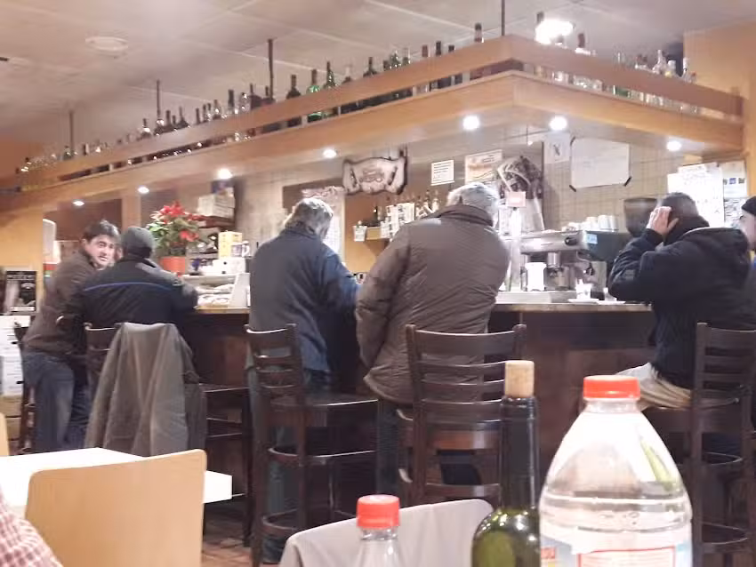 Bar Grill Tr&eacute;vol