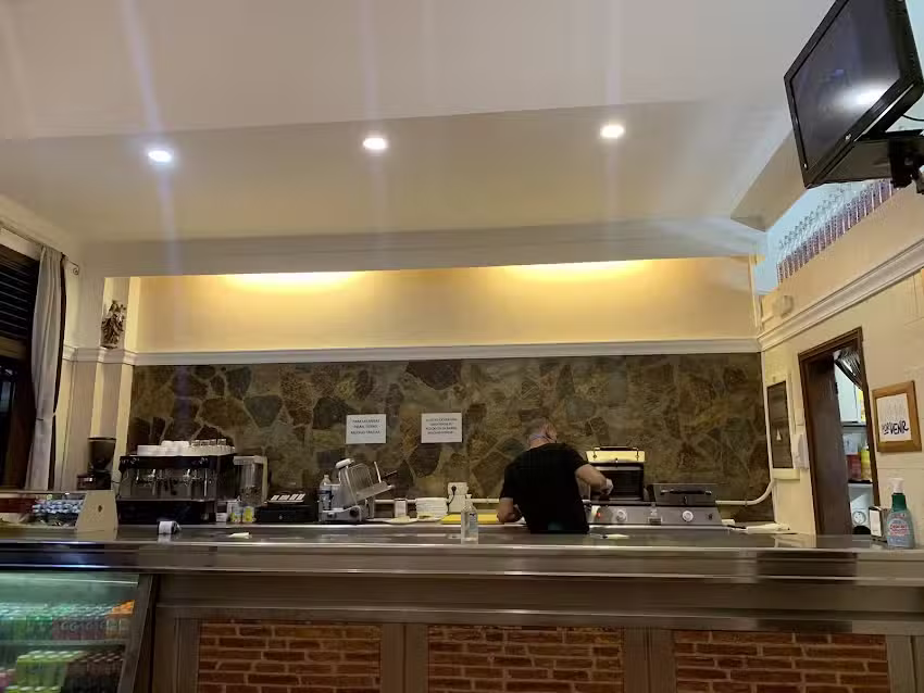 Bar Hamburgueser&iacute;a Miguel