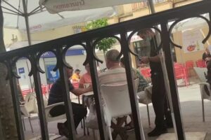 Bar Hermanos G&oacute;mez