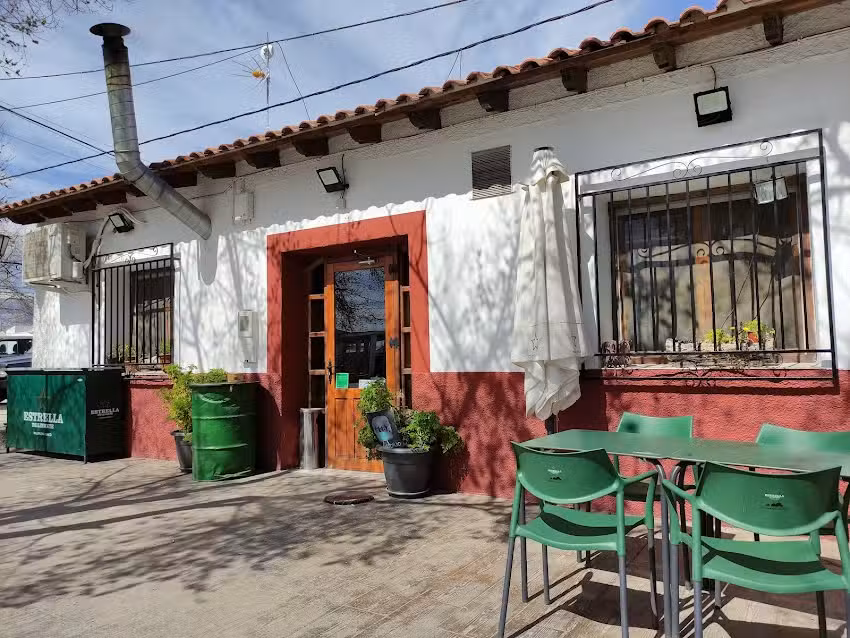 Bar hogar del pensionista moreno