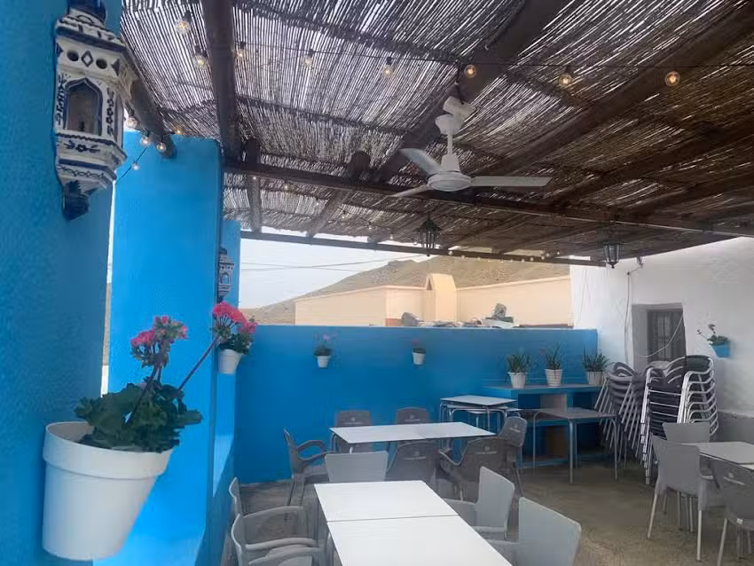 Bar Iluminada