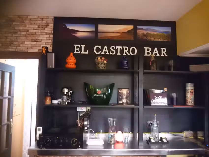 Bar Irish Castro