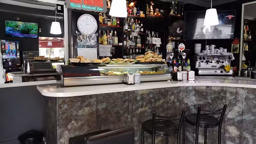Bar Izcay