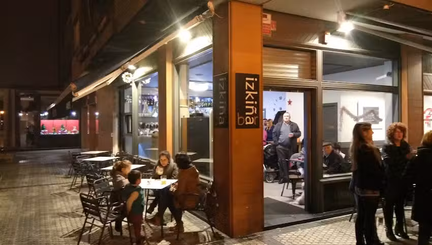 Bar Izki&ntilde;a