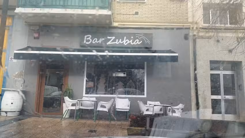 Bar Ja&eacute;n