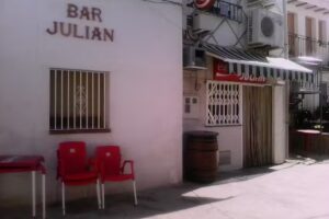 Bar Juli&aacute;n