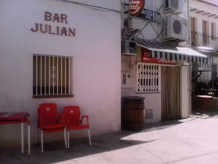 Bar Juli&aacute;n