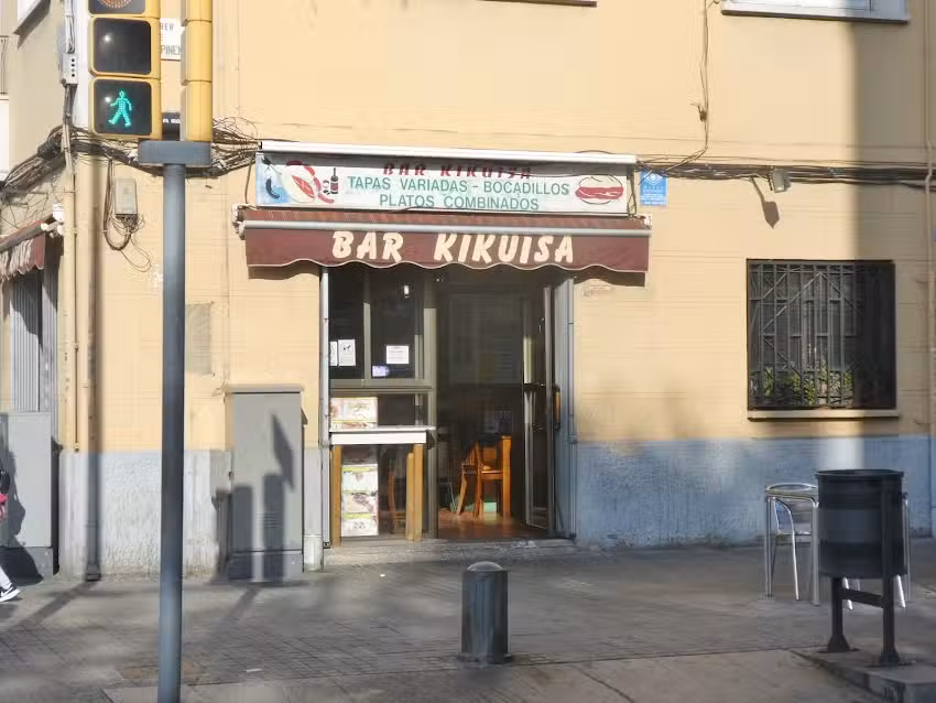 Bar Kikuisa