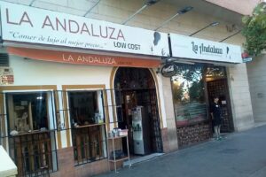 Bar La Andaluza Nervi&oacute;n 8 &ndash; Sevilla