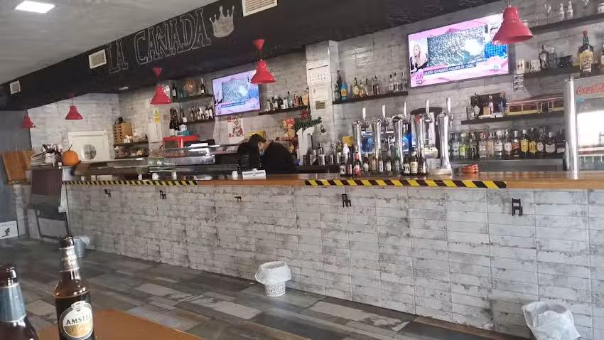Bar la ca&ntilde;ada