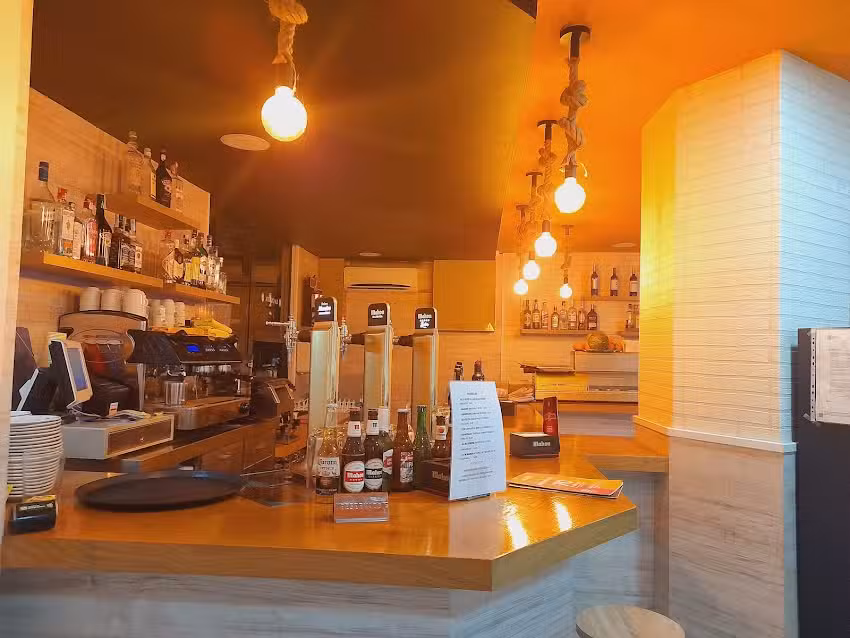 Bar La Ca&ntilde;ita