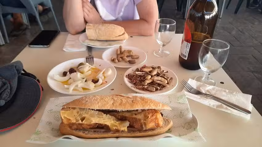 Bar La Cantina