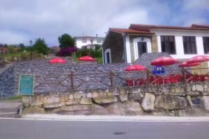 BAR LA ESCUELA, COMIDA CASERA