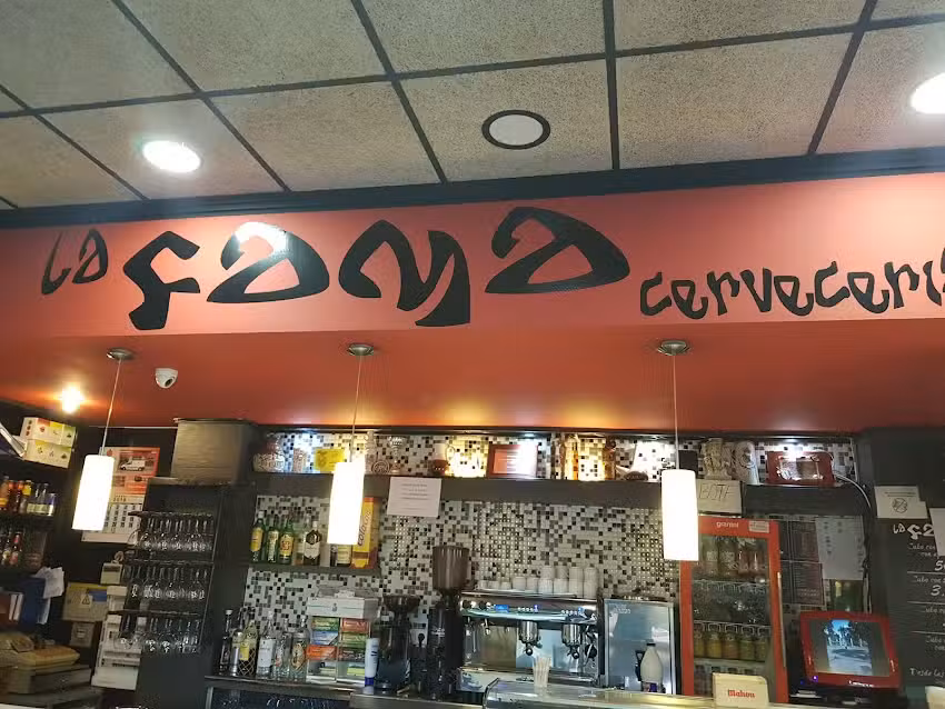 Bar La Fama &ndash; Cervecer&iacute;a