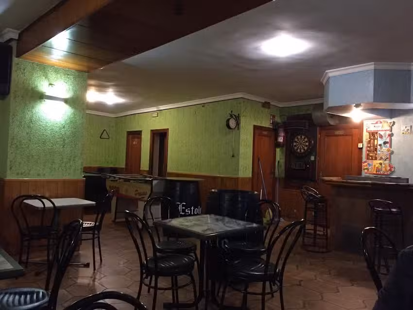 BAR &ldquo;LA PARRA&rdquo;.