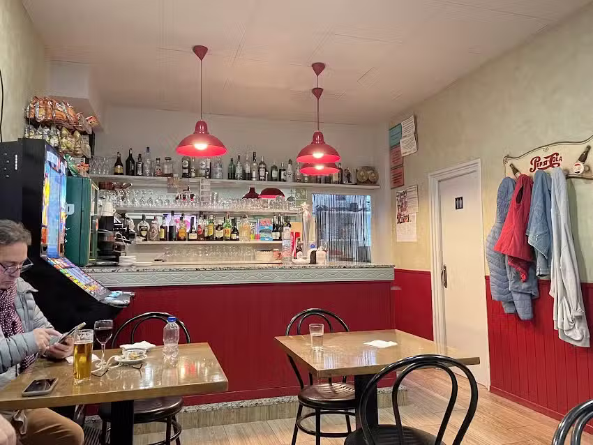 Bar La Pla&ccedil;a