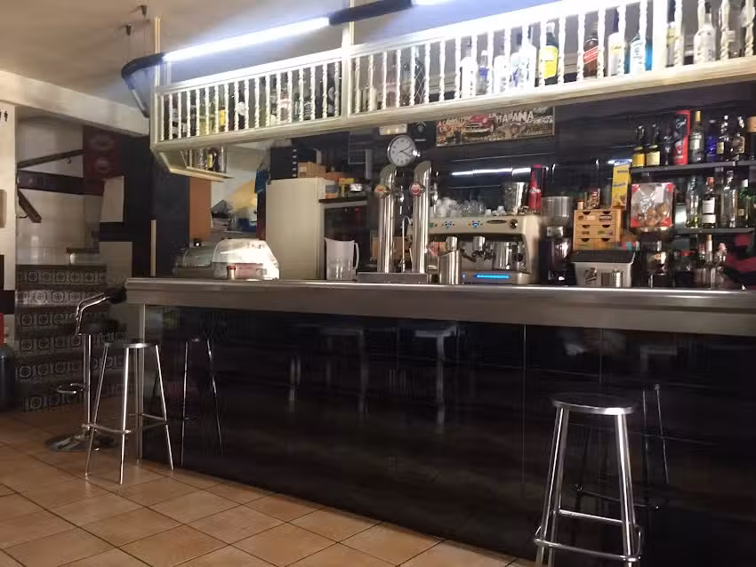 Bar la Pla&ccedil;a