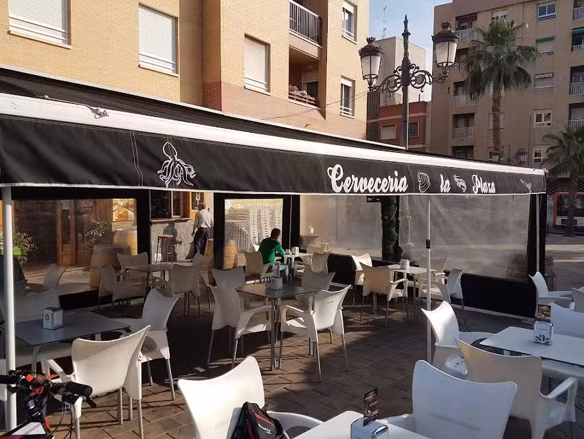 Bar La Plaza