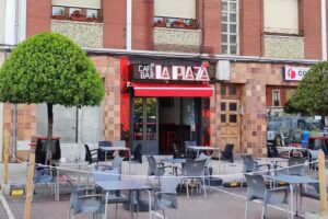 Bar La Plaza